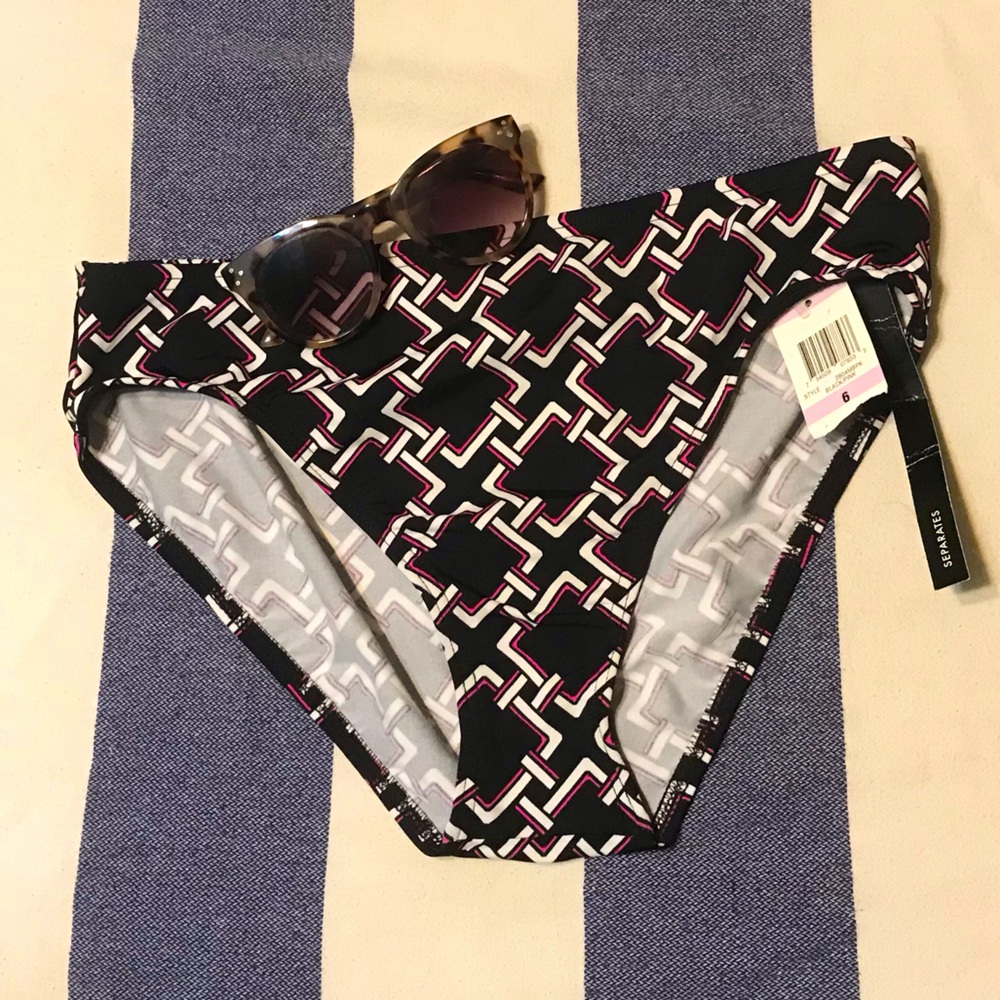 NWT Geometric Bikini Bottoms